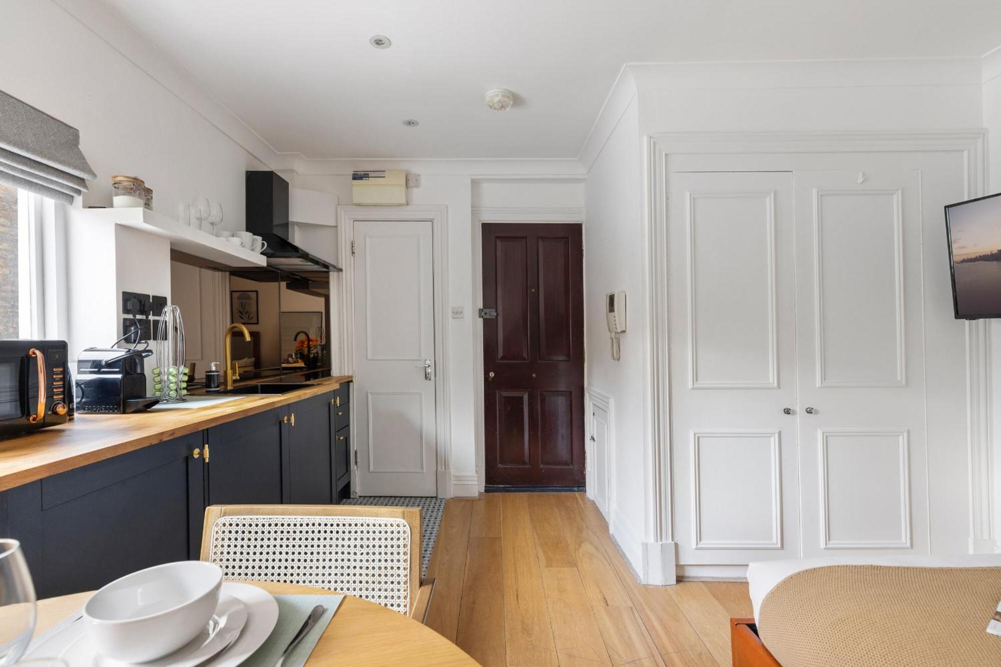 Luxurious Studio Retreat - La Reserve Knightsbridge Лондон Екстер'єр фото