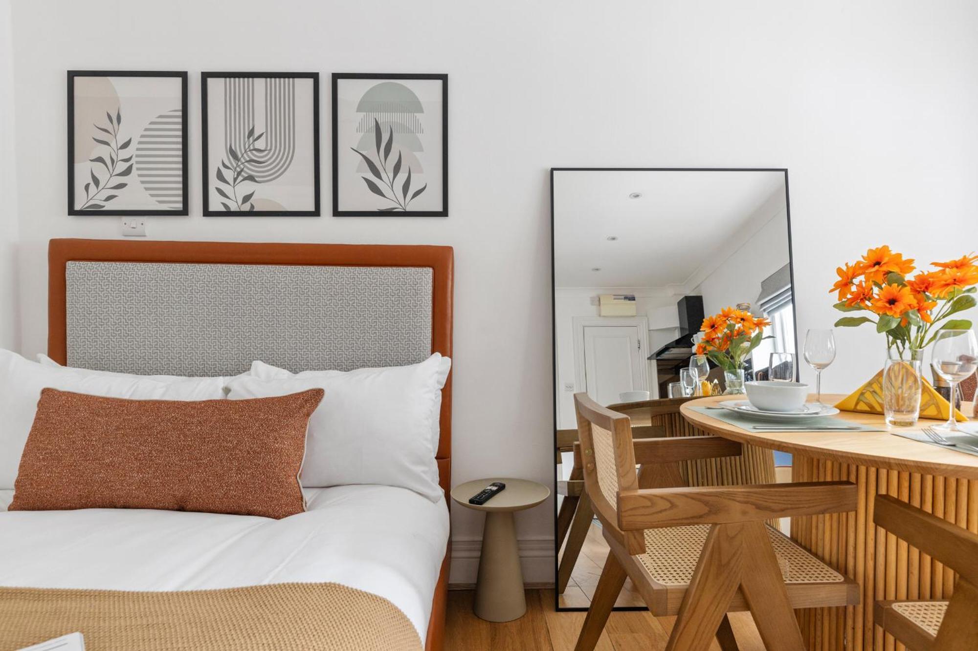 Luxurious Studio Retreat - La Reserve Knightsbridge Лондон Екстер'єр фото